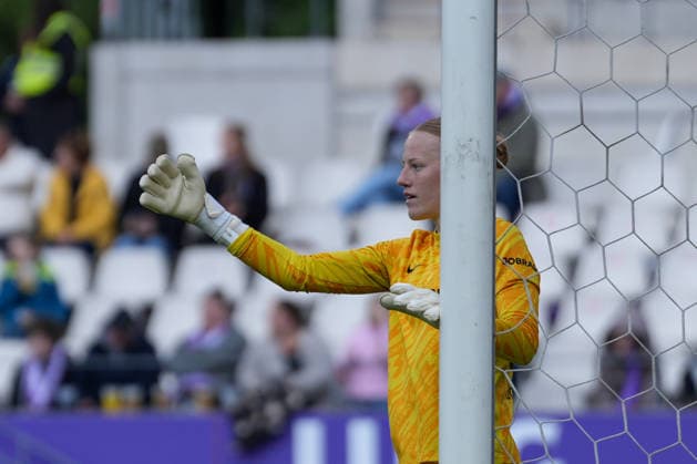 Rebecca Adamczyk SC Freiburg, 33 , Germany, Soccer, GooglePixel Womens Bundesliga, 26 Matchday, 2025 2026, SGS Essen vs SC Freiburg, 17 05 2026, Stadion an der Hafenstraße, Essen Stadion an der Hafenstraße Nordrhein Westfalen Germany Copyright: xArnexAmbergx