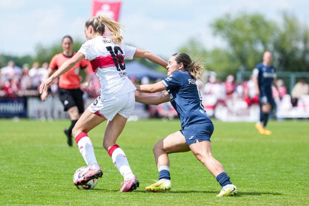 2 Womens Bundesliga SC Sand vs VfB Stuttgart, 17 05 2026 duel between Janina Hechler VfB Stuttgart, 16 and Pija Reininger SC Sand, 9 2 Womens Bundesliga SC Sand vs VfB Stuttgart, Adams Arena SC Sand, 17 05 2026 DFB DFL REGULATIONS PROHIBIT ANY USE OF PHOTOGRAPHS AS IMAGE SEQUENCES AND OR QUASI VIDEO Copyright: xBEAUTIFULxSPORTS Boscox
