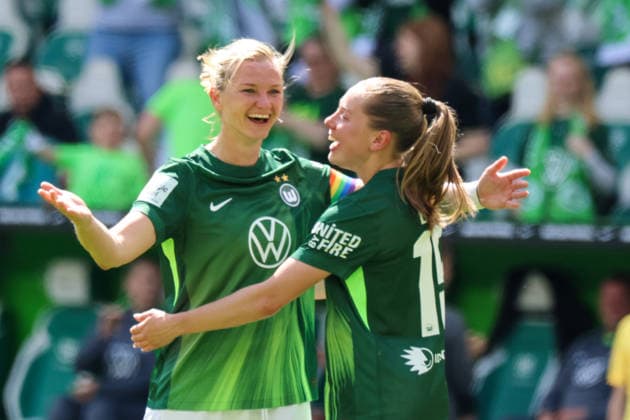 Wolfsburg, Germany 17 May 2026 1 Womens Bundesliga 26 Matchday VfL Wolfsburg vs 1 FC Nürnberg In the picture from left scorer Alexandra Popp VfL , who is playing her last game after 14 years, scores her last goal to make it 2-0 for Wolfsburg and cheers with Janou Levels VfL Copyright: HMBxMedia MadeleinexFantini