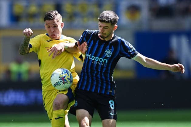 Db Milano 17 05 2026 - campionato di calcio serie A Inter-Hellas Verona foto Daniele Buffa Image nella foto: Tomas Suslov-Petar Sucic 