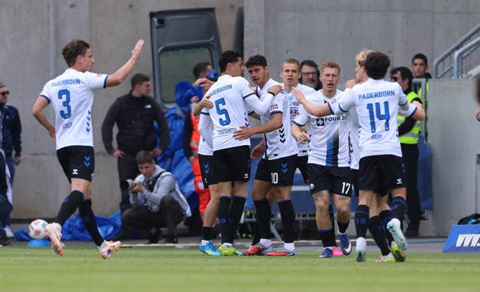 16 05 2026, Soccer 2 Bundesliga, SV Darmstadt 98 SC Paderborn, v l , Goal celebration to 0 1 by Stefano Marino SC Paderborn , Goal celebration, celebrate the goal DFL DFB REGULATIONS PROHIBIT ANY USE OF PHOTOGRAPHS AS IMAGE SEQUENCES AND OR QUASI VIDEO xdcx Copyright: HMBxMedia Claus