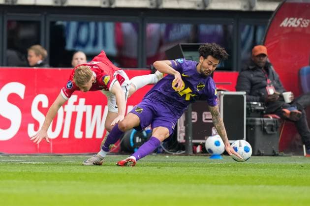ALKMAAR , 17-05-2026 , AFAS stadium , season 2025 2026 , Dutch Eredivisie football , match between AZ and NAC Breda , Picture shows AZ player Isak Jensen and NAC Breda player Rio Hillen AZ - NAC  x203759111x Copyright: