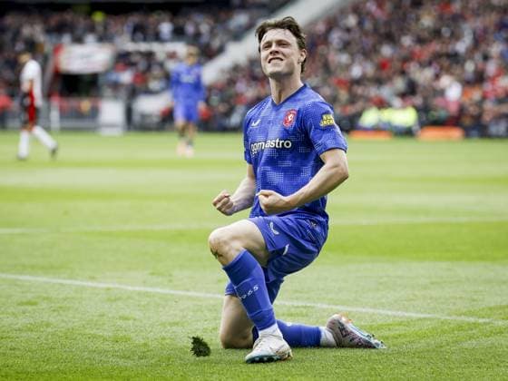 EINDHOVEN - Sondre Orjasaeter of FC Twente celebrates scoring the equalizer during the Dutch Eredivisie match between PSV and FC Twente at the Philips Stadium on May 17, 2026, in Eindhoven, the Netherlands. BAS CZERWINSKI ANP Eredivisie 2025-2026 xVIxANPxSportx xxANPxIVx 558545692 originalFilename: 558545692.jpg