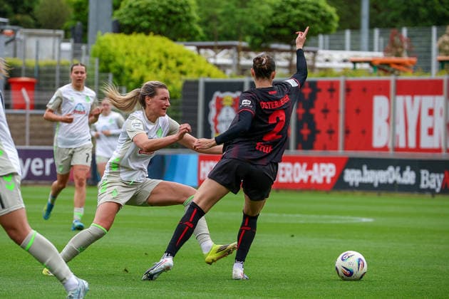 17 05 2026, xsscx, Women Soccer, Bayer 04 Leverkusen Werder Bremen, 1 Soccer Bundesliga, 26 Matchday, Ulrich Haberland Stadium, Season 2025 2026 Medina Desic Werder Bremen 9 in duel against Selina Ostermeier Bayer Leverkusen 02 DFB regulations prohibit any use of photographs as image sequences and or quasi video Photo xSandraxScherningxPressefotoKochx Nordrhein Westfalen Germany