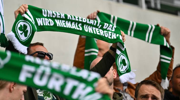 17 05 2026 Soccer Season 2025 2026 2 Soccer Bundesliga 34 Matchday SpVgg Greuther Fürth Kleeblatt Fortuna Düsseldorf Sportfoto Zink xwoxzix DFL regulations prohibit any use of photographs as image sequences and or quasi video only for editorial use Impression Greutherfürthfans Fans Fanblock Kleeblattfans