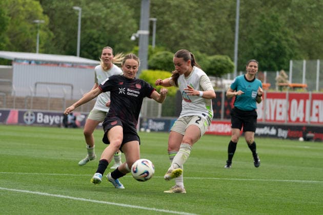 LEVERKUSEN, GERMANY - MAY 17: Sofie Zdebel (16 Bayer 04 Leverkusen) and Chiara D?Angelo (2 SV Werder Bremen) in action during the Google Pixel Frauen-Bundesliga match between Bayer 04 Leverkusen and SV Werder Bremen at Ulrich-Haberland-Stadion on May 17, 2026 in Leverkusen, Germany. (Photo by Qianru Zhang Press Photo) Copyright: xQianruxZhang SPPx Sportspressphoto_SPR148651