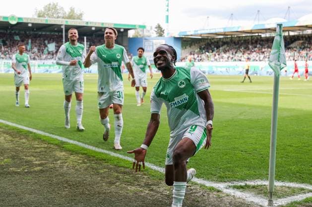 Noel Futkeu 9 Spvgg Greuther Fuerth celebrates his goal for 3 0, emotion, jubilation, with preparer Felix Klaus 30 Spvgg Greuther Fuerth , SpVgg Greuther Fuerth vs Fortuna Duesseldorf, Fußball, Maenner, 2 Bundesliga, DFL, Saison 2025 2026, 34 Spieltag, Rueckrunde, 17 05 2026 DFB regulations prohibit any use of photographs as image sequences and or quasi video Fuerth Bayern Germany Copyright: xkolbert-press MartinxAgüerax