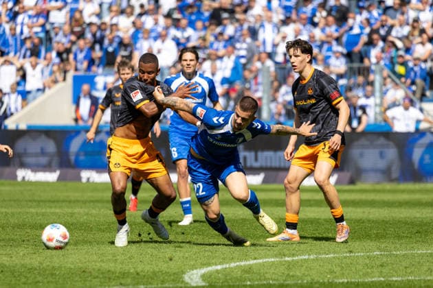 Germany 2 Bundesliga, Matchday 34, Season 2025 2026, 1 FC Magdeburg vs 1 FC Kaiserslautern Avnet Arena Magdeburg Zukowski Mateusz 1 FC Magdeburg, 22 in duel against Schramm David 1 FC Kaiserslautern, 41 Copyright: xMichellexLukax