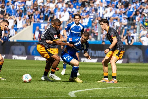 Germany 2 Bundesliga, Matchday 34, Season 2025 2026, 1 FC Magdeburg vs 1 FC Kaiserslautern Avnet Arena Magdeburg Zukowski Mateusz 1 FC Magdeburg, 22 in duel against Schramm David 1 FC Kaiserslautern, 41 Copyright: xMichellexLukax