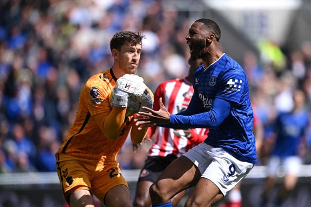 Everton v Sunderland, Premier League Beto of Everton reacts following a missed opportunity during the Everton v Sunderland Premier League match at the Hill Dickinson Stadium, Liverpool, England on 17 May 2026 Credit: Ben Roberts Every Second Media Editorial use only. All images are copyright Every Second Media Limited. No images may be reproduced without prior permission. All rights reserved. Premier League and Football League images are subject to licensing agreements with Football DataCo Limited. see https: www.football-dataco.com Copyright: xIMAGO EveryxSecondxMediax ESM-1998-0013 BenxRobertsx xEveryxSecondxMediax