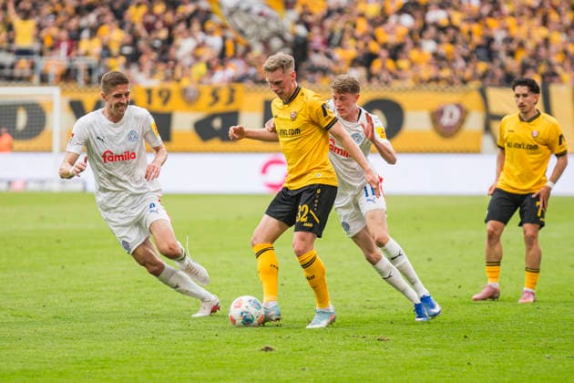 Football, 2. BL, Dynamo Dresden - Holstein Kiel