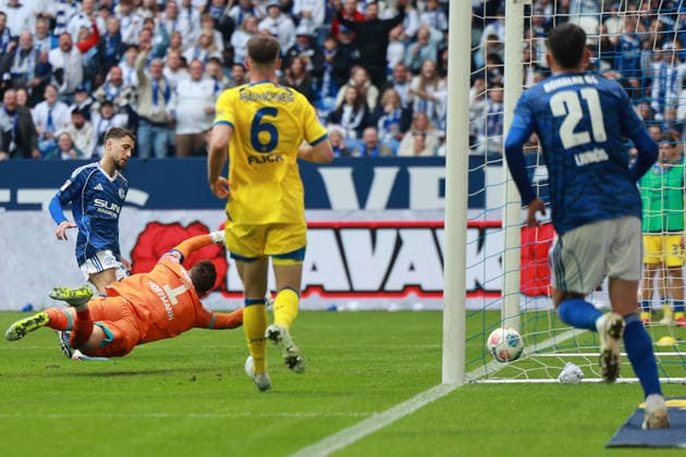 Soccer 2 Bundesliga 34 Matchday FC Schalke 04 Eintracht Braunschweig on 17 05 2026 at the Veltins Arena in Gelsenkirchen Goal for 1 0 by Adil Aouchiche Schalke DFL regulations prohibit any use of photographs as image sequences and or quasi video xJRx