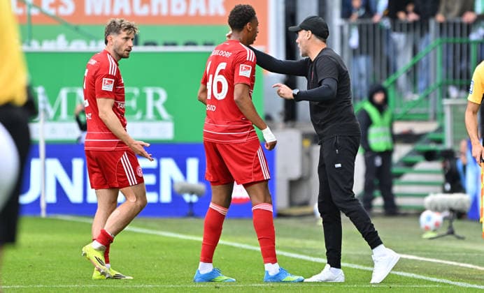 17 05 2026 Soccer Season 2025 2026 2 Soccer Bundesliga 34 Matchday SpVgg Greuther Fürth Kleeblatt Fortuna Düsseldorf Sportfoto Zink MeZi xmexzix DFL regulations prohibit any use of photographs as image sequences and or quasi video only for editorial use Christopher Lenz 3, Fortuna Düsseldorf F95 Klaus Sima Suso 46, Fortuna Düsseldorf F95 Alexander Ende Head Coach Coach Fortuna Düsseldorf F95