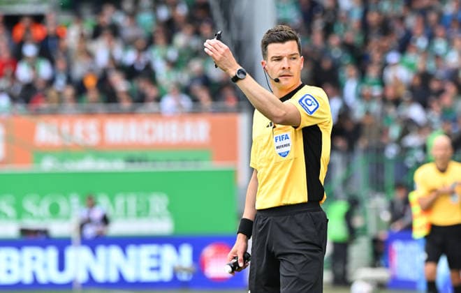 17 05 2026 Soccer Season 2025 2026 2 Soccer Bundesliga 34 Matchday SpVgg Greuther Fürth Kleeblatt Fortuna Düsseldorf Sportfoto Zink MeZi xmexzix DFL regulations prohibit any use of photographs as image sequences and or quasi video only for editorial use Harm Osmers Referee