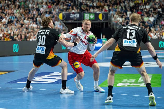 Mens Handball International Match, Germany Denmark May 17, 2026 Tom Kiesler Germany Deutschland, 30 , Simon Pytlick Denmark, 43 , Matthes Langhoff Germany Deutschland, 13 , Mens Handball International Match, Germany Denmark May 17, 2026 Copyright: xBEAUTIFULxSPORTS Erlhofx