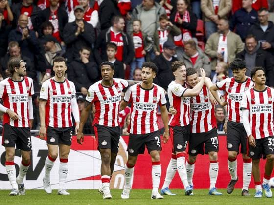EINDHOVEN - Guus Til of PSV Eindhoven celebrates the 4-1 during the Dutch Eredivisie match between PSV and FC Twente at the Philips Stadium on May 17, 2026, in Eindhoven, the Netherlands. BAS CZERWINSKI ANP Eredivisie 2025-2026 xVIxANPxSportx xxANPxIVx 558549733 originalFilename: 558549733.jpg