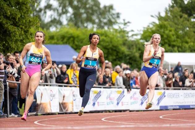 35 International Runners Meeting Pliezhausen, 17 05 2026 On the way in the womens 150m sprint from left Rosina Schneider GER TV Sulz , Malaika Mihambo GER LG Kurpfalz and Sina Mayer GER LAZ Zweibrücken 35 International Runners Meeting on 17 05 2026 in the Schönbuchstadion in Pliezhausen Baden Württemberg Copyright: xBEAUTIFULxSPORTS R.xSchmittx