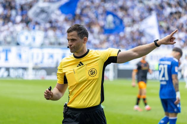 Germany 2 Bundesliga, Matchday 34, Season 2025 2026, 1 FC Magdeburg vs 1 FC Kaiserslautern Avnet Arena Magdeburg Dr Max Burda Referee Copyright: xMichellexLukax
