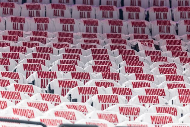 Sport Bilder des Tages MUNICH, GERMANY - MAY 17: öMunich all in™ Playoffs motto on t-shirts for all the fans before the easyCredit Basketball Bundesliga Playoffs Quarterfinal Game 1 between FC Bayern Muenchen vs. Vet-Concept Gladiators Trier at SAP Garden on match 1 of the Playoffs Quarterfinals Best of Five of easyCredit Basketball Bundesliga on May 17, 2026 in Munich, Germany. Bavaria Germany Copyright: xSteffiexWunderlx