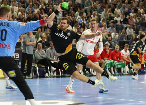 v l Kevin Moller Denmark handball 20 , Johannes Golla DHB 04 , Lasse Andersson Denmark handball 28 Germany vs Denmark, handball, men, international, 17 05 2026 Germany vs Denmark, handball, men, international, 17 05 2026 Cologne Copyright: xEibner-Pressefotox xThomasxStoeckerx EP_TSR