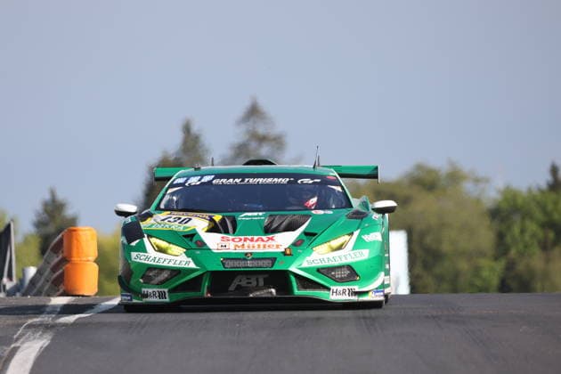 130 Marco Mapelli ITA Nicky Catsburg NDL Nicholas Yelloly GBR , Lamborghini Huracan GT3 EVO2, Team Red Bull Team Abt GER GER, Motorsport, 54 ADAC Ravenol 24H Rennen Nuerburgring 2025, Rennen, Nuerburg, 17 05 2026 GER, Motorsport, 54 ADAC Ravenol 24H Rennen Nuerburgring 2025, Rennen, Nuerburg, 17 05 2026 Nuerburg Copyright: xEibner-Pressefoto JuergenxAugstx EP_JAT