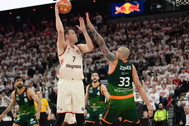 Basketball, easy Credit BBL, 20260517, FC Bayern Munich Vet Concept Gladiators Trier Pictured from l Johannes VOIGTMANN Bavaria, 7 , Maik ZIRBES Trier, 33 Munich SAP Garden Bayern Germany Copyright: Passion2Press.dex xMarkusxFischex