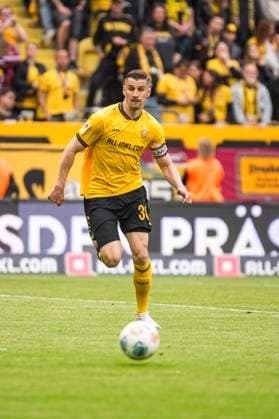 17 05 2026, xomx, Soccer 2 Bundesliga, Dynamo Dresden Holstein Kiel v l Stefan Kutschke Dynamo Dresden DFL DFB REGULATIONS PROHIBIT ANY USE OF PHOTOGRAPHS as IMAGE SEQUENCES and or QUASI VIDEO Dresden