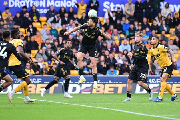 Wolverhampton Wanderers v Fulham, Premier League Fulham Forward Raul Jiminez (7) heads the ball during the Premier League match between Wolverhampton Wanderers and Fulham at Molineux, Wolverhampton, UK on 17 May 2026. Wolverhampton Molineux West Midlands UK Editorial use only DataCo restrictions apply See www.football-dataco.com , Copyright: xDennisxGoodwinx PSI-24264-0065