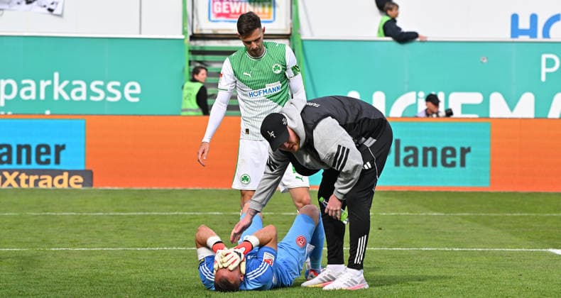 17 05 2026 Soccer season 2025 2026 2 Soccer Bundesliga 34 Matchday SpVgg Greuther Fürth Kleeblatt Fortuna Düsseldorf Sportfoto Zink MeZi xmexzix DFL regulations prohibit any use of photographs as image sequences and or quasi video only for editorial use Florian Kastenmeier 33, Fortuna Düsseldorf F95 disappointed Disappointment after the end of the match