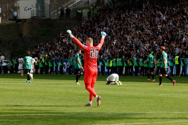 17 05 2026, xjrdrx, Fußball 2 Bundesliga, SV Elversberg Preußen Münster v l Jubel, Freude über den Aufstieg in die 1 Bundesliga Nicolas Kristof SV Elversberg DFL DFB REGULATIONS PROHIBIT ANY USE OF PHOTOGRAPHS as IMAGE SEQUENCES and or QUASI VIDEO Elversberg