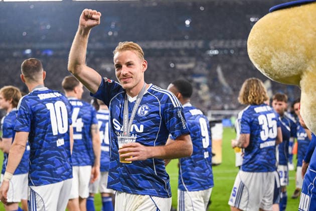 17 05 2026, Football, 2 Bundesliga, Season 2025 2026, Matchday 34, FC Schalke 04 Eintracht Braunschweig, Timo Becker FC Schalke 04 xRHR PHOTO YYx Copyright: KROEGER RHR-FOTOx RHR-FOTO YY