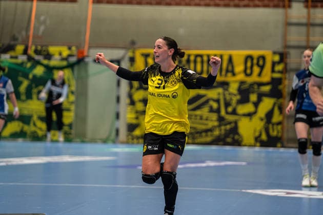 HSG Blomberg Lippe GER vs Borussia Dortmund GER Handball, 1 Handball Bundesliga Women, Final, Match 1, 17 5 2026, Season 2025 2026, Dortmund Kelly Vollebregt Borussia Dortmund, 31 cheers after a goal Dortmund Sporthalle Wellinghofen Germany