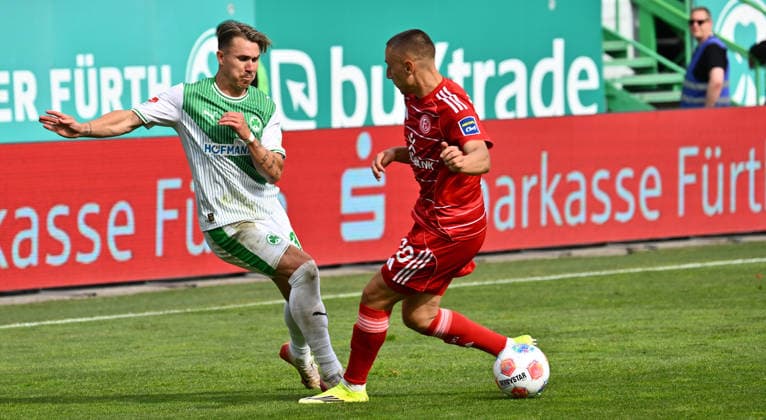17 05 2026 Soccer Season 2025 2026 2 Soccer Bundesliga 34 Matchday SpVgg Greuther Fürth Kleeblatt Fortuna Düsseldorf Sportfoto Zink xwoxzix DFL regulations prohibit any use of photographs as image sequences and or quasi video only for editorial use Felix Klaus 30, SpVgg Greuther Fürth Marin Ljubicic 20, Fortuna Düsseldorf F95