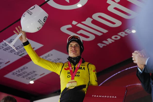 Denmark™s Jonas Vingegaard Hansen of Team Visma Lease A Bike Winner of stage during Stage 9 of the Giro d™Italia, from Cervia to Corno alle Scale, Italy, Sunday, May 17, 2026.  Copyright: xMassimoxPaolone LaPressex