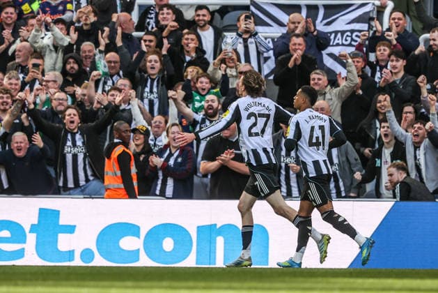 Premier League: Newcastle Untied v West Ham United Nick Woltemade of Newcastle United celebrates his goal to make it 1-0 during the Premier League match Newcastle Untied vs West Ham United at St. James s Park, Newcastle, United Kingdom on 17 May 2026 (Photo by Alfie Cosgrove News Images) Newcastle St. James s Park Tyne and Wear United Kingdom Copyright: xAlfiexCosgrove NewsxImagesx