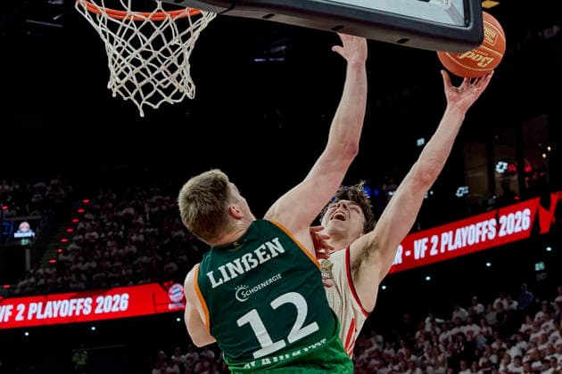 German Basketball Bundesliga BBL , FC Bayern Munich Basketball vs VET CONCEPT GLADIATORS Trier, Munich FC Bayern Basketball, Trier VET CONCEPT GLADIATORS, 2026 05 17 in Munich SAP Garden JESSUP Justinian FC Bayern Munich Basketball Shooting Guard SG Nr10 FCBB10 , LINSSEN Marten VET CONCEPT GLADIATORS TRIER Center C Nr12 TRI12 sportworld Munich SAP Garden Bayern Germany