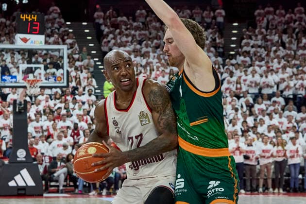 German Basketball Bundesliga BBL , FC Bayern Munich Basketball vs VET CONCEPT GLADIATORS Trier, Munich FC Bayern Basketball, Trier VET CONCEPT GLADIATORS, 2026 05 17 in Munich SAP Garden MIKE Isiaha FC Bayern Munich Basketball Power Forward PF Nr22 FCBB22 , HOLLERSBACHER Marco VET CONCEPT GLADIATORS TRIER Power Forward PF Nr9 TRI9 sportworld Munich SAP Garden Bayern Germany