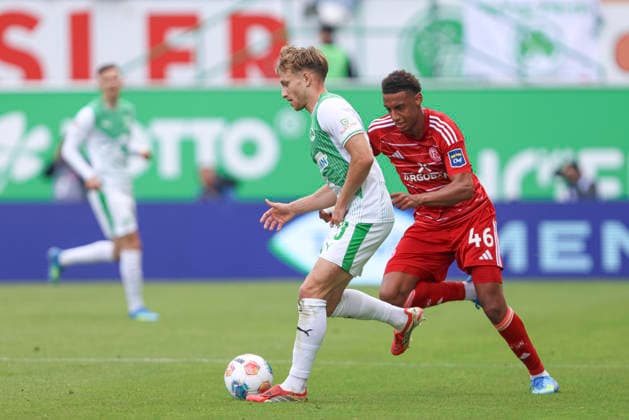 Jannik Dehm SpVgg Greuther Fürth and Sima Suso Fortuna Düsseldorf in a duel during the 2 Bundesliga match between SpVgg Greuther Fürth and Fortuna Düsseldorf, Sportpark Ronhof Thomas Sommer on May 17, 2026 in Fürth, Germany Photo by Oliver Kaelke DeFodi Images Jannik Dehm SpVgg Greuther Fürth and Sima Suso Fortuna Düsseldorf battle for the ball during the 2 Bundesliga match between SpVgg Greuther Fürth and Fortuna Düsseldorf at Sportpark Ronhof Thomas Sommer on May 17, 2026 in Fürth, Germany Photo by Oliver Kaelke DeFodi Images Photo by Oliver Kaelke DeFodi Images