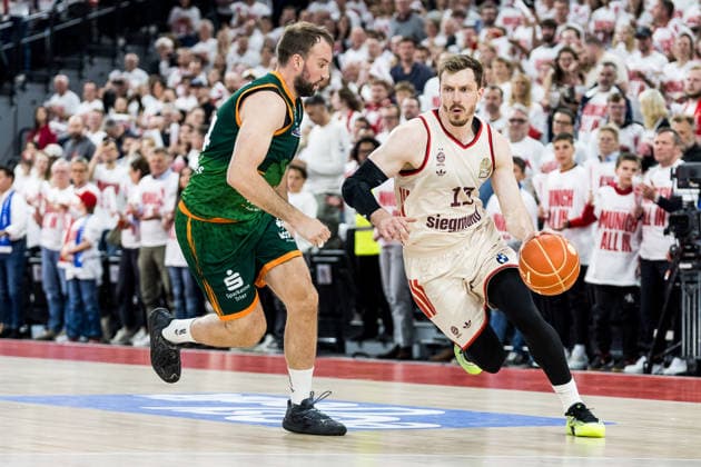 MUNICH, GERMANY - MAY 17: Andreas Andi Obst (FC Bayern Muenchen, 13) controls the ball against JJ Mann (Vet-Concept Gladiators Trier, 24) during the easyCredit Basketball Bundesliga Playoffs Quarterfinal Game 1 between FC Bayern Muenchen vs. Vet-Concept Gladiators Trier at SAP Garden on match 1 of the Playoffs Quarterfinals Best of Five of easyCredit Basketball Bundesliga on May 17, 2026 in Munich, Germany. Bavaria Germany Copyright: xSteffiexWunderlx