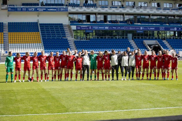 Google Pixel Frauen Bundesliga FC Carl Zeiss Jena vs 1 FC Köln Jena 17 05 2026 Cheers, 1 FC Köln Google Pixel Frauen Bundesliga FC Carl Zeiss Jena vs 1 FC Köln ad hoc arena im Ernst Abbe Sportfeld 17 05 2026 DFB REGULATIONS PROHIBIT ANY USE OF PHOTOGRAPHS AS IMAGE SEQUENCES AND OR QUASI VIDEO Copyright: xBEAUTIFULxSPORTS Duehringx