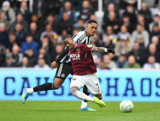 Jacob Ramsey of Newcastle United fouls Crysencio Summerville of West Ham United Newcastle United v West Ham United, Premier League, Football, St James Park, Newcastle, UK - 17 May 2026Newcastle St James Park United Kingdom EDITORIAL USE ONLY No use with unauthorised audio, video, data, fixture lists, club league logos or live services. Online in-match use limited to 120 images, no video emulation. No use in betting, games or single club league player publications. Copyright: xRichardxLee Shutterstockx 16877466ao