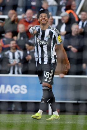 Newcastle United v West Ham United, Premier League William Osula of Newcastle United celebrates scoring his sides second goal of the match 2-0 during the Newcastle United v West Ham United Premier League match at St. James Park, Newcastle Upon Tyne, England on 17 May 2026 Credit: Craig Cowan Every Second Media Editorial use only. All images are copyright Every Second Media Limited. No images may be reproduced without prior permission. All rights reserved. Premier League and Football League images are subject to licensing agreements with Football DataCo Limited. see https: www.football-dataco.com Copyright: xIMAGO EveryxSecondxMediax ESM-2001-0078 CraigxCowanx xEveryxSecondxMediax