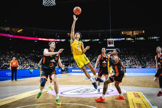 Basketball Berlin 17 05 2026 Season 2025 2026 EasyCredit BBL 1 Bundesliga Men, Men Playoffs Quarterfinals Game 1 Alba Berlin RASTA Vechta Jack Kayil Alba Berlin, No 07 Tibor Pleiß Vechta, No 22