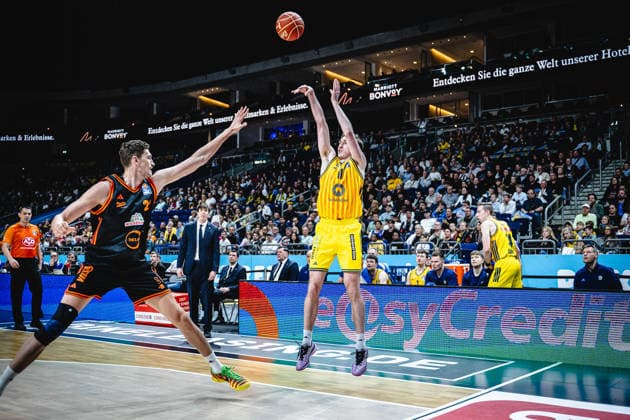 Basketball Berlin 17 05 2026 Season 2025 2026 EasyCredit BBL 1 Bundesliga Men, Men Playoffs Quarterfinals Game 1 Alba Berlin RASTA Vechta Moses Wood Alba Berlin, No 11 Tibor Pleiß Vechta, No 22