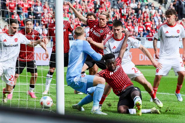Stefan Teitur Thordarson Hannover 96 scored the goal to make it 3 2 with this shot past goalkeeper Jan Reichert 1 FC Nuremberg , 2 Bundesliga, Hannover 96 v 1 FC Nuremberg, Heinz von Heiden Arena on 17 May 2026 in Hannover, Germany Photo by Marco Steinbrenner DeFodi Images Stefan Teitur Thordarson Hannover 96 scored the goal to make it 3 2 with this shot past goalkeeper Jan Reichert 1 FC Nuremberg , 2 Bundesliga, Hannover 96 v 1 FC Nürnberg, Heinz von Heiden Arena, May 17, 2026 in Hanover, Germany Photo by Marco Steinbrenner DeFodi Images
