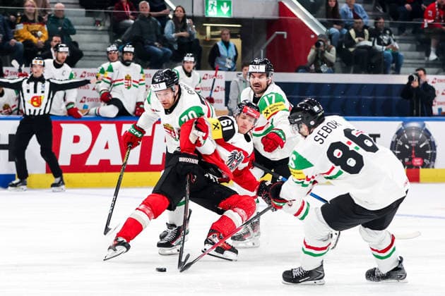 Ice hockey, Eishockey - IIHF WC 2026 ZURICH,SWITZERLAND,17.MAY.26 - ICE HOCKEY - IIHF Ice Hockey World Championship, WM, Weltmeisterschaft 2026, group stage, Austria vs Hungary. Image shows Zsombor Garat (HUN), Simeon Schwinger (AUT), Roland Kiss (HUN) and Balazs Sebok (HUN).  GEPAxpictures xMaticxKlansek