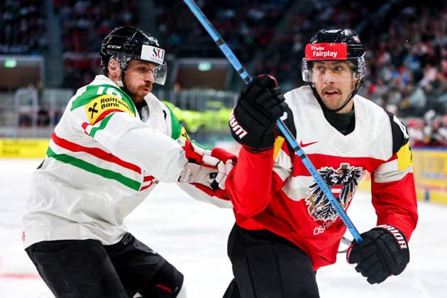 Ice hockey, Eishockey - IIHF WC 2026 ZURICH,SWITZERLAND,17.MAY.26 - ICE HOCKEY - IIHF Ice Hockey World Championship, WM, Weltmeisterschaft 2026, group stage, Austria vs Hungary. Image shows Janos Hari (HUN) and Lucas Thaler (AUT).  GEPAxpictures xMaticxKlansek