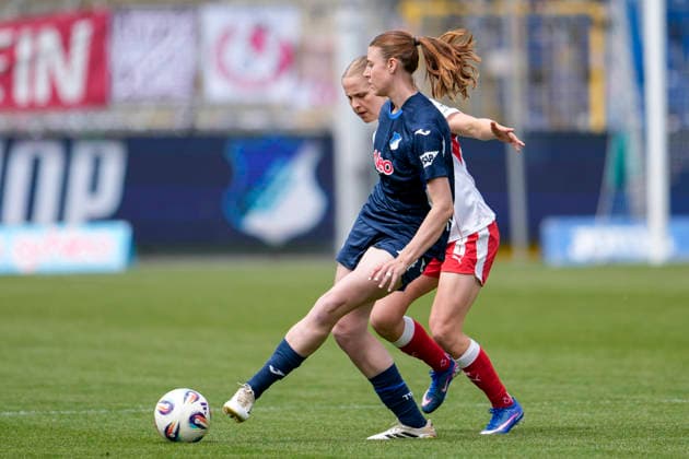 v li Lisa Doorn TSG, 14 , Emilia Asgeirsdottir RBL, 8 , duel, duel, tackle, tackling, dynamics, action, action, 17 05 2026, Sinsheim Hoffenheim Germany , Football, Google Pixel Women Bundesliga, TSG 1899 Hoffenheim RB Leipzig, DFB DFL REGULATIONS PROHIBIT ANY USE OF PHOTOGRAPHS AS IMAGE SEQUENCES AND OR QUASI VIDEO xozx