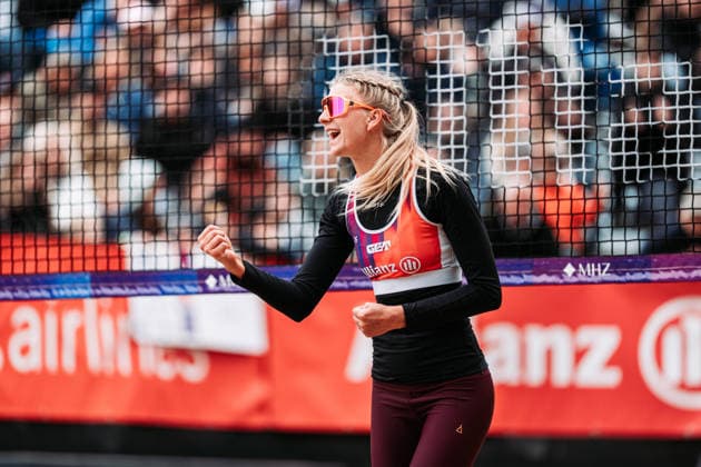 Beach volleyball women Allianz German Beach Tour 2026 Tourstop Düsseldorf 17 05 2026 Nele Barber cheers Düsseldorf Robert Lehr Ufer Nordrhein Westfalen Germany