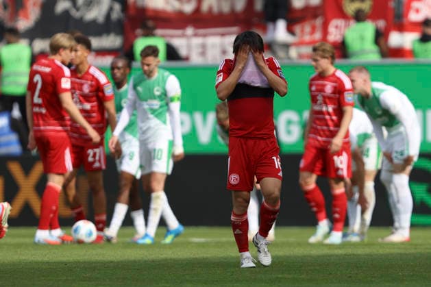 Satoshi Tanaka Fortuna Düsseldorf is disappointed during the 2 Bundesliga match between SpVgg Greuther Fürth and Fortuna Düsseldorf, Sportpark Ronhof Thomas Sommer on May 17, 2026 in Fürth, Germany Photo by Oliver Kaelke DeFodi Images Satoshi Tanaka Fortuna Düsseldorf looks dejected during the 2 Bundesliga match between SpVgg Greuther Fürth and Fortuna Düsseldorf at Sportpark Ronhof Thomas Sommer on May 17, 2026 in Fürth, Germany Photo by Oliver Kaelke DeFodi Images Photo by Oliver Kaelke DeFodi Images
